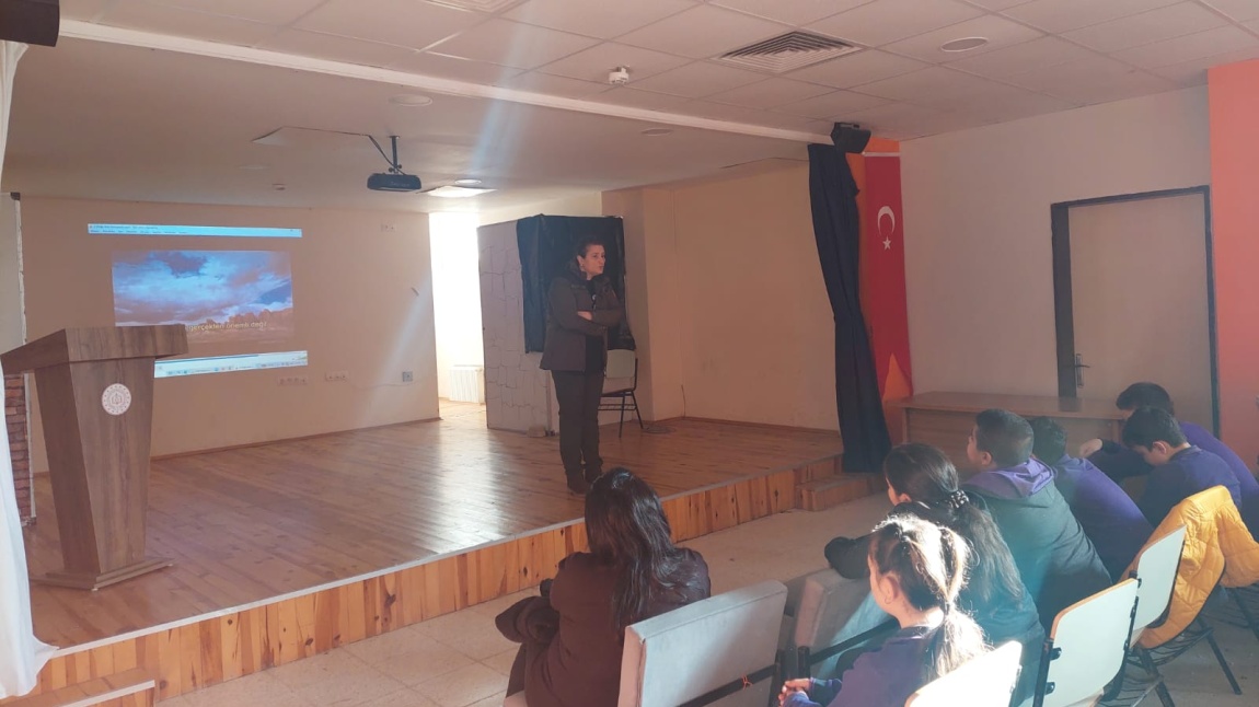 Soyu Tükenmekte Olan Canlılar ve Doğayı Koruma Konulu Seminer 